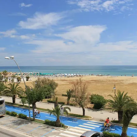 Alba Sul Mare Lägenhet Alba Adriatica